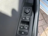 Volkswagen Taigo 1.0 TSI R-Line *Automaat*Navi via Carplay*Camera*Parkeersensoren*Climate Control*LM.Velgen*Zeer nette auto!
