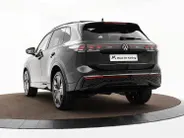 Volkswagen Tiguan R-Line Edition 1.5 eHybrid 204 PK 6 versn. DSG · Black Style Pakket · Panoramaschuif-kanteldak · Comfort Pakket Plus · Interieur Style Pakket · Prijs is inclusief inruilpremie ·