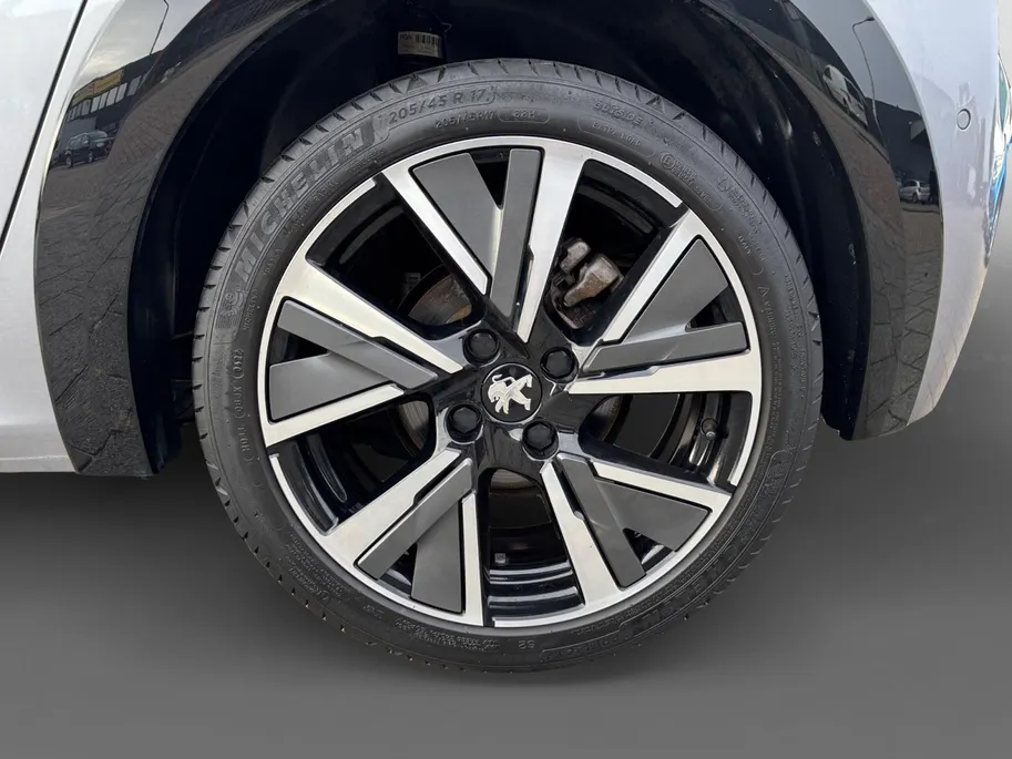 Peugeot 208 1.2 PureTech GT | Trekhaak | NL-AUTO | Automaat |