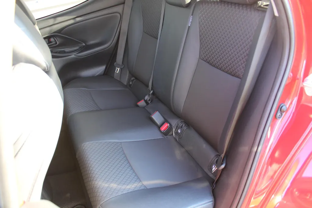 Mazda 2 Hybrid 1.5 Select | Airco | Navi | Cruise | PDC | Head-up display | Camera |