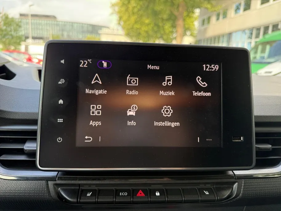 Renault Kangoo E-Tech Extra L1 44 kWh AUTOMAAT AIRCO CAMERA PARKEERSENSOREN CRUISE CONTROLE TREKHAAK CLIMATE CONTROL STOELVERWARMING APPLE CARPLAY ANDROID AUTO METEEN RIJDEN