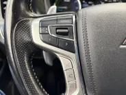 Mitsubishi Outlander 2.4 PHEV Intense Apple Carplay/Android Auto , electronic climate controle , leder , stoelverwarming , lm velgen , cruise , trekhaak .
