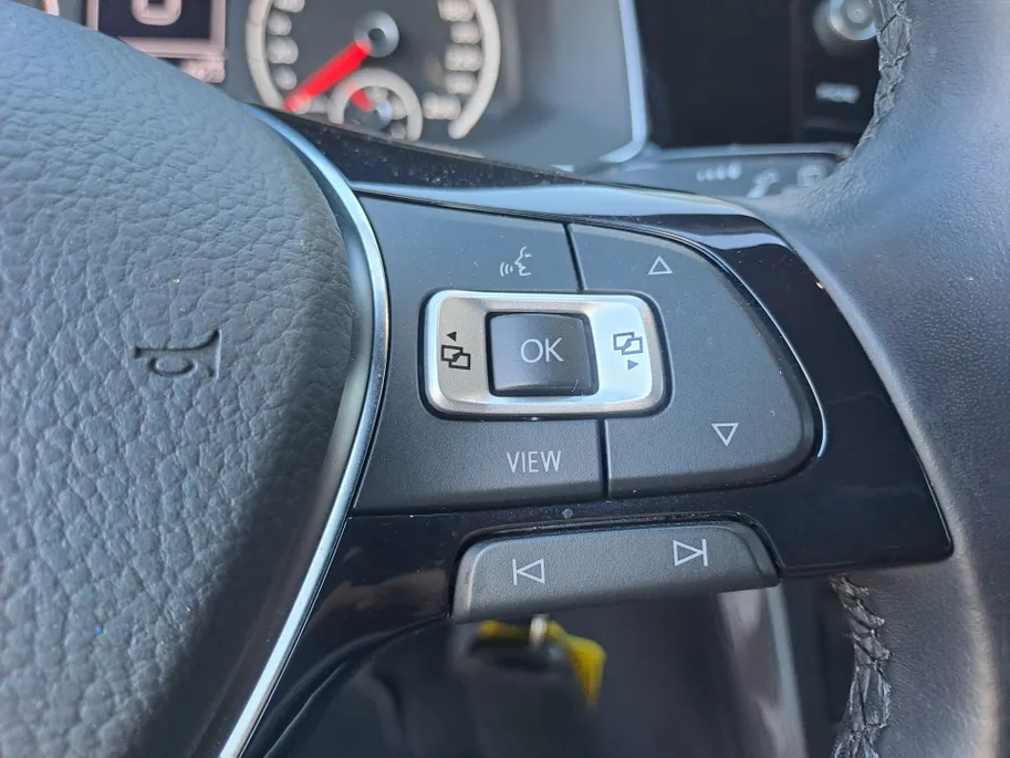 Volkswagen Polo 1.0 TSI Highline | Adaptieve Cruise | Climate | Bluetooth | DAB | Licht Metalen Velgen