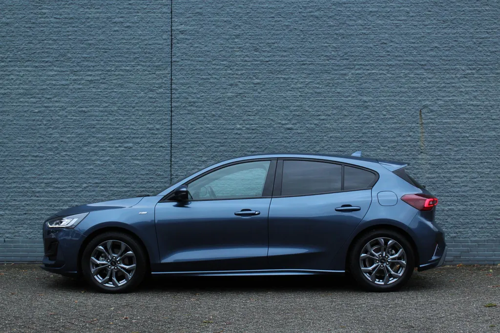 Ford Focus 1.0 EcoBoost Hybrid ST Line X | 155 pk | Winter Pack | Driver Assistance Pack |