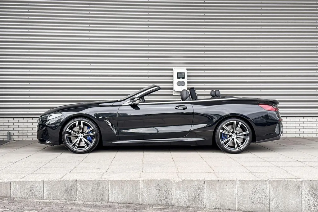 BMW 8 Serie Cabrio M850i xDrive High Executive