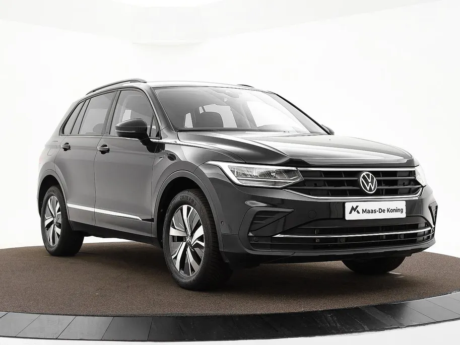 Volkswagen Tiguan 1.4 TSI eHybrid 245pk DSG Life Business · Camera · Inklap. Trekhaak · Stuur- & Stoelverwarming · Parkeerassistent · Apple/Android Car Play ·