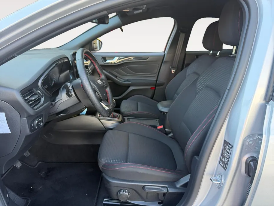 Ford Focus Wagon 1.0 EcoBoost Hybrid ST Line | Winter Pack | Cruise Control | Climate Control | Navigatie | 12 maanden garantie! |