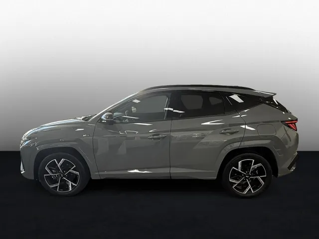 Hyundai Tucson 1.6 T-GDI HEV NL Sky