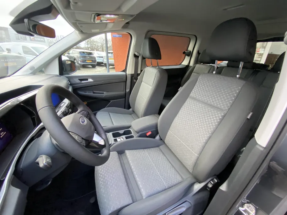 Ford Tourneo Connect Titanium 1.5 PHEV 7 persoons