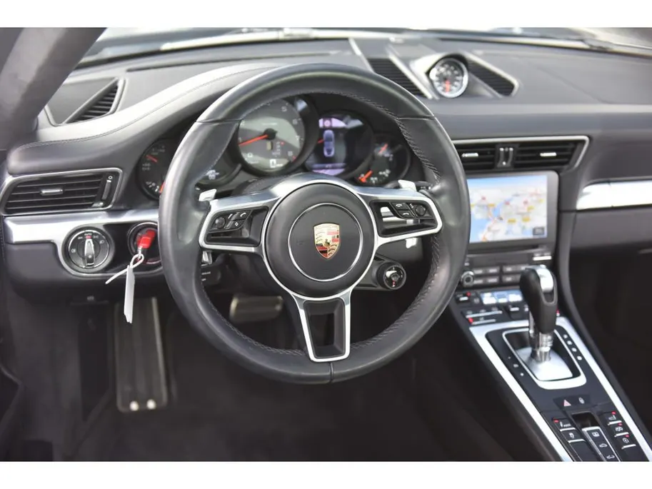 Porsche 911 3.0 Carrera 4S