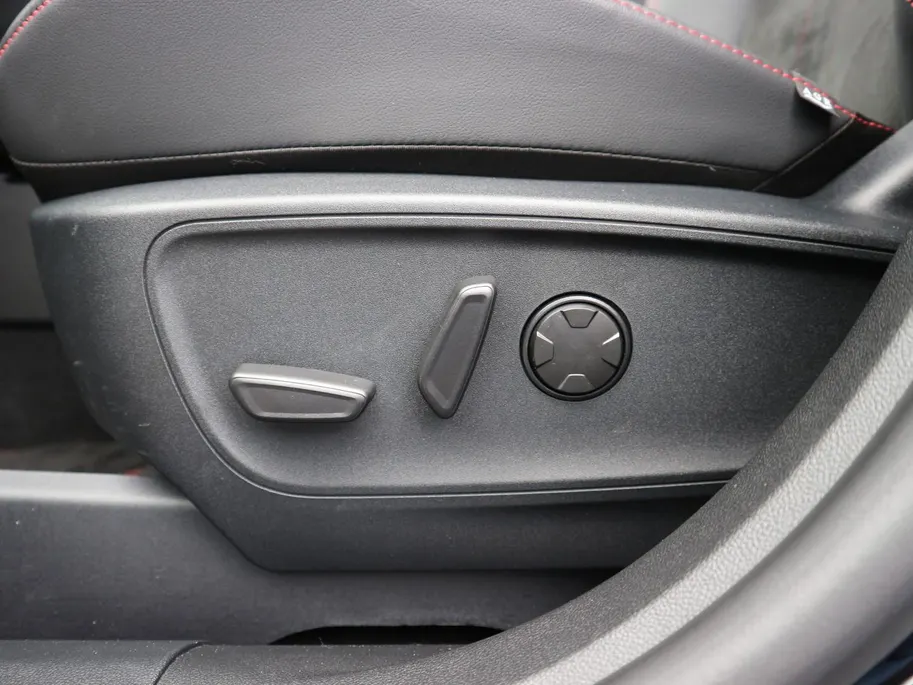 Ford Kuga 2.5 PHEV ST-Line X | ADAP CRUISE | HUD | WINTERPACK |