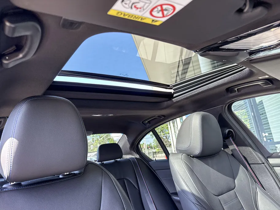 BMW 3 Serie Sedan 330e