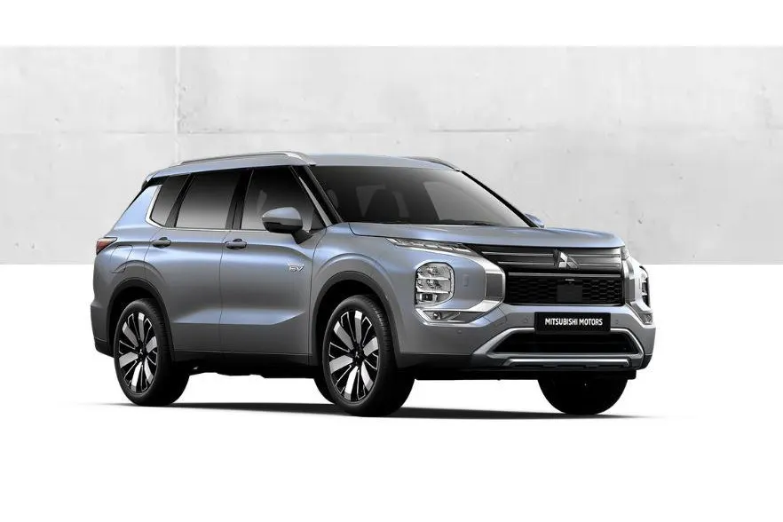 Mitsubishi Outlander 2.4 PHEV Instyle € 5.000 euro korting eigen voorraad| 8 jaar garantie| Snel leverbaar | Totaalprijs op is op. MY26