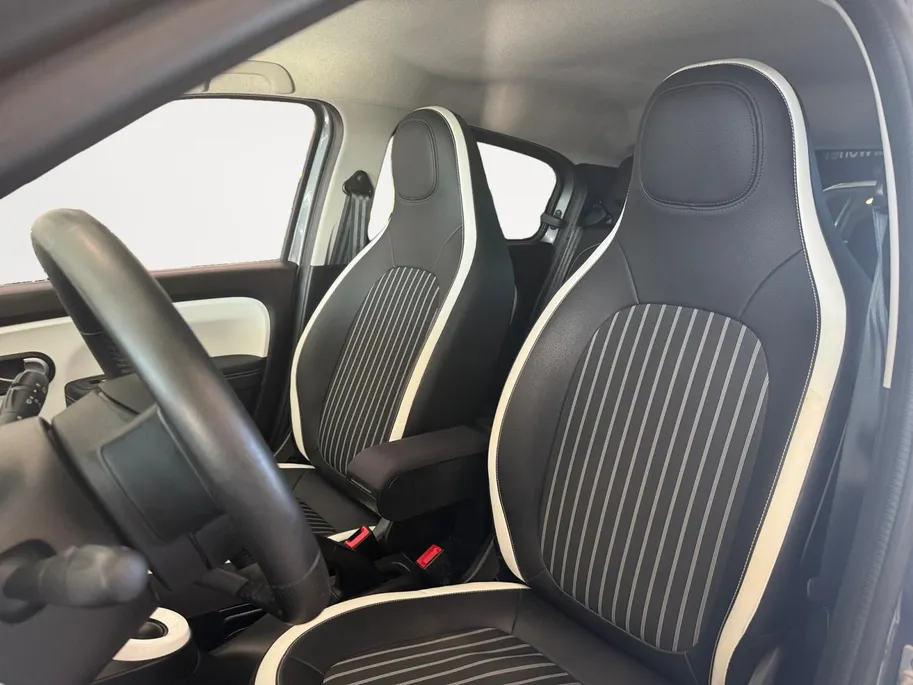 Renault Twingo Z.E. R80 E-Tech Techno 22 kWh *Automaat*Navi+Camera*Climate*Parkeersensoren*Cruise*Hoge instap!