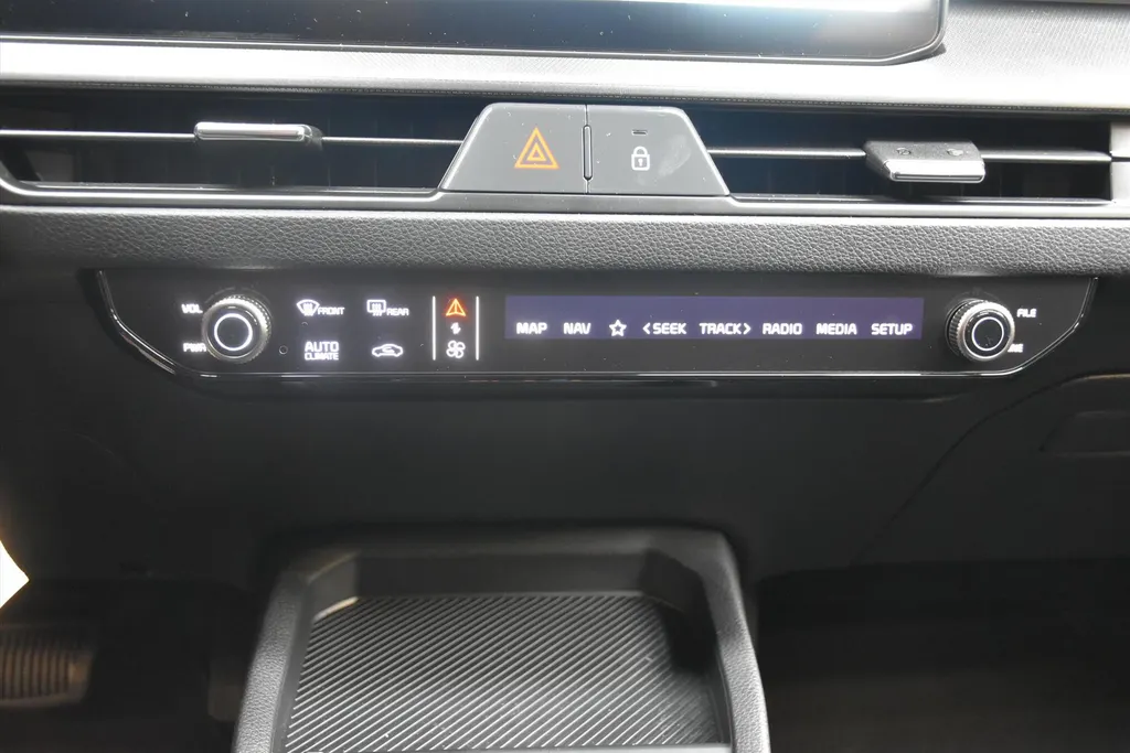 Kia Stonic 1.0 T-GDi MHEV 100pk DCT7 DynamicPlusLine
