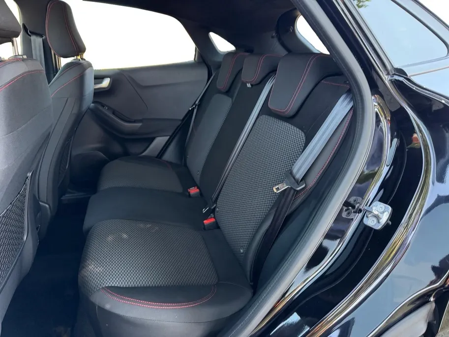 Ford Puma 1.0 EcoBoost Hybrid ST-Line | Stoel/Stuur/Voorruitverwarming | Navigatie | Apple/Android Carplay | Parkeersensoren | Automaat |