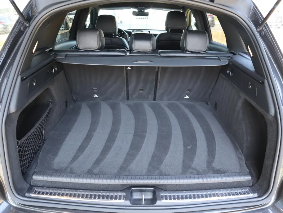 Mercedes-Benz GLC 300e 4MATIC Business Solution AMG l Achteruitrij camera l Cruise controle l Electrische achterklep