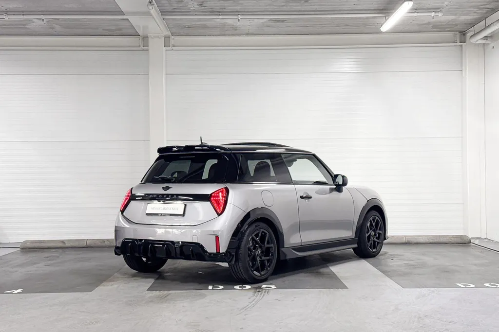 MINI Cooper 3-deurs Cooper C John Cooper Works