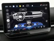 Volkswagen T-Roc Life First Edition 1.5 eTSI 116 PK 7 versn. DSG · Comfort Pakket · Trekhaak · Voorraad OUTLET · Prijs is inclusief inruilpremie ·