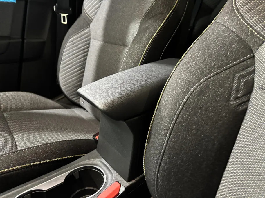 Renault Captur 90PK TCe Techno | Pack Winter | Navi | Climate Control | Camera | Parkeersensoren | Apple CarPlay/Android Auto | Lichtmetalen Velgen | Full LED | Armsteun | Digital Cockpit |