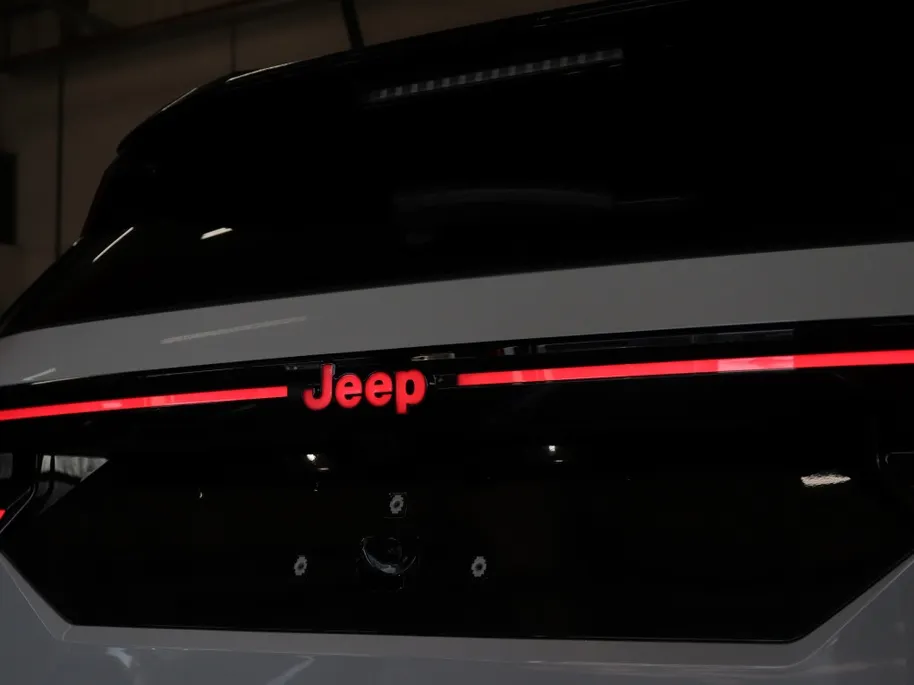 Jeep Compass First Edition 74 kWh | Boek nu uw proefrit!