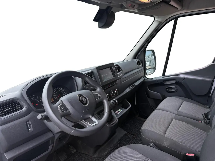 Renault Master T33 2.3 dCi 135 L2H2 Work Edition *BPM VRIJ!*Navi+Camera*Airco*Parkeersensoren*Betimmerd Laadruimte*Trekhaak