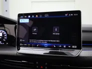 Volkswagen Golf 1.5eHybrid 200kW/272PK GTE · Navigatie · Apple/Android Car Play · Camera + Parkeersensoren · Garantie t/m 13-05-2030 of 100000km