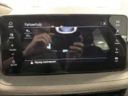 Škoda Fabia 1.0 TSI 95pk Selection · Apple/Android Car Play · Navigatie · Airco · Cruise Control · P-Sensoren · 15'' Inch · Garantie t/m 10-06-2028 of 100.000km