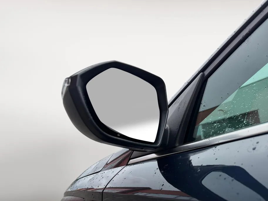 Hyundai Kona 1.6 GDI HEV Comfort Smart | Navigatie| Stoel/Stuurverwarming| Elektrische achterklep| Achteruitrijcamera| Parkeersensoren v+a |