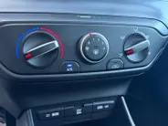 Hyundai Bayon 1.0 T-GDI Comfort 100PK | Navigatie | Apple Carplay & Android Auto | Achteruitrijcamera | Cruise control | Parkeersensoren achter | Lichtmetalen velgen |