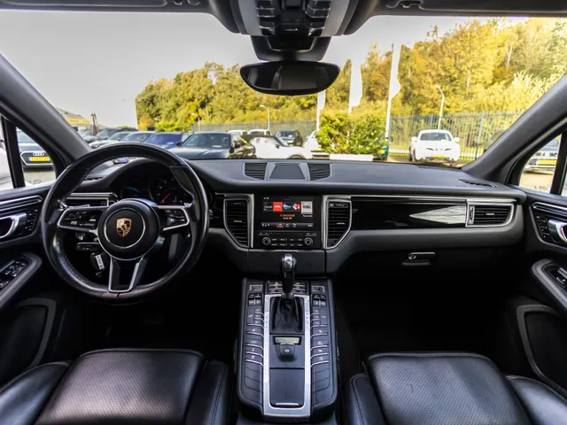 Porsche Macan NL geleverd 2.0