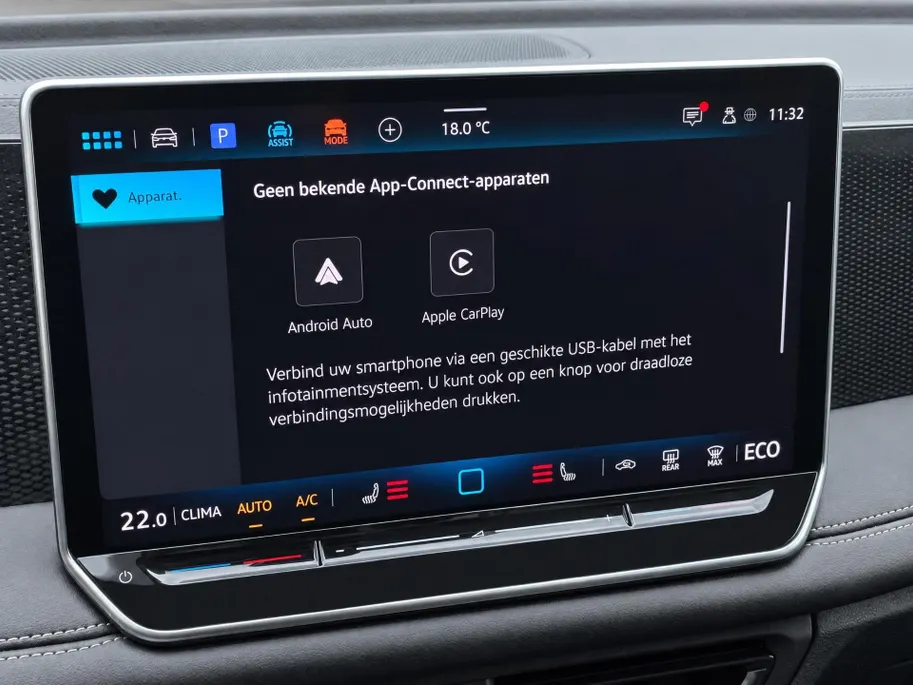 Volkswagen Tiguan 1.5 eHybrid 204pk DSG Life · 360 Camera · Wegklapbare Trekhaak · Dodehoek Detectie · Stoel-& Stuurverwarming · 17'' Inch · Garantie t/m 14-12-2030 of 100.000km