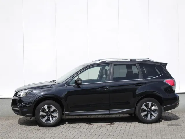 Subaru Forester 2.0 Premium Automaat | Navi | Cruise | Leder | Panodak | Lm-Velgen | Trekhaak