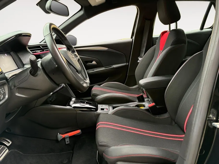 Opel Corsa-e GS Line 50 kWh | Navigatie | Cruise Control | Apple Carplay/Android Auto | Achterruitrij Camera | Lichtmetalen Velgen |