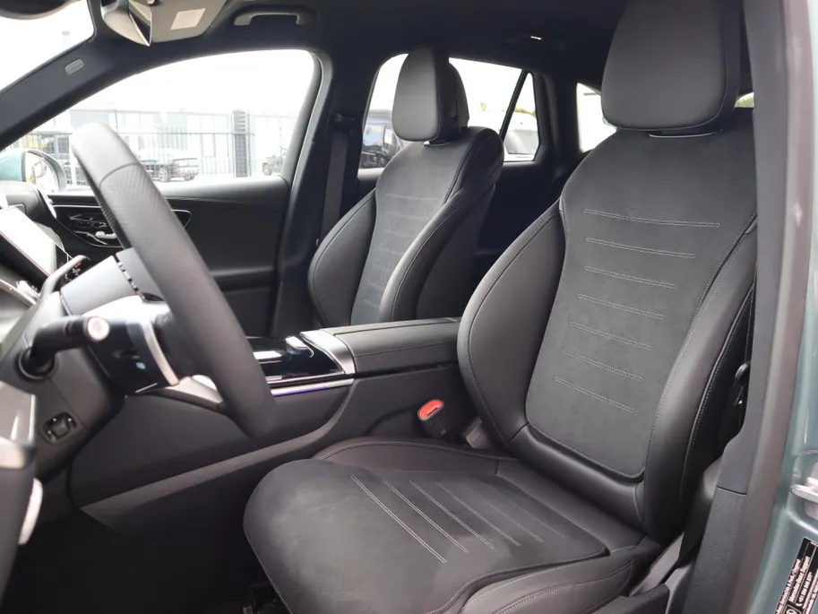 Mercedes-Benz GLC 300e 4MATIC Business Solution AMG