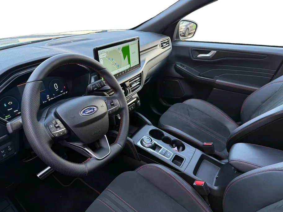 Ford Kuga 2.5 PHEV ST-Line X | Panoramadak | Winter Pack | Elektrische Trekhaak | Driver Assistance Pack | ALL SEASON |