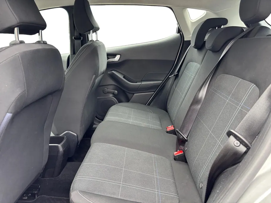 Ford Fiesta 1.1 Trend | Zeer nette auto! | Dealer onderhouden | Bluetooth | Elektr. Ramen | Airco | 12 maanden garantie! |