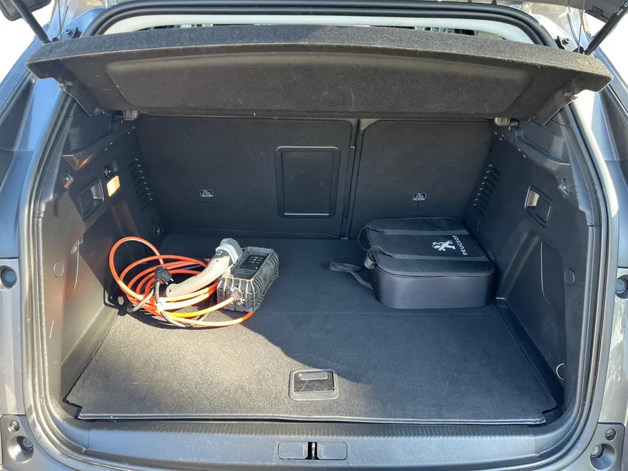 Peugeot 3008 1.6 HYbrid 225 Allure Pack Business | Camera | Apple Carplay en Android Auto | Navigatie | Dodehoek detectie