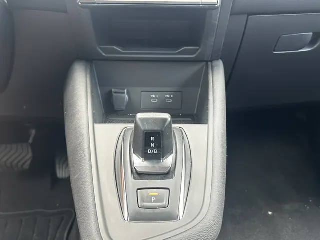 Mitsubishi Grandis 1.8i HEV First Edition | Navigatie | 8 jaar garantie