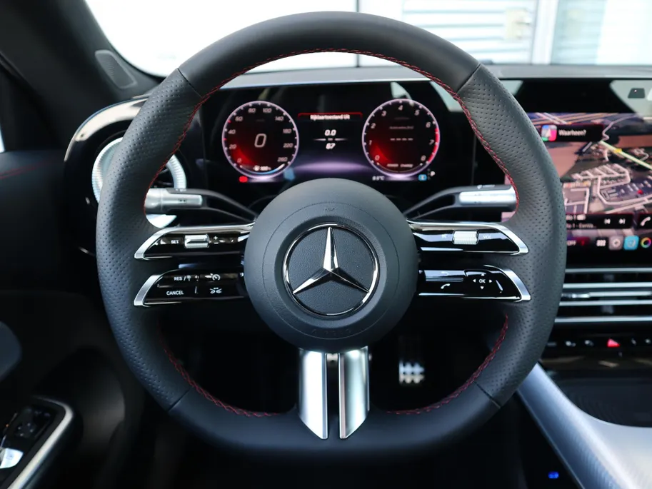 Mercedes-Benz CLA 200 Business Solution AMG