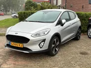 Ford Fiesta 1.0 EcoBoost Active ** VOORRUITVERWARMING ** PARKEERSENSOREN ACHTER **
