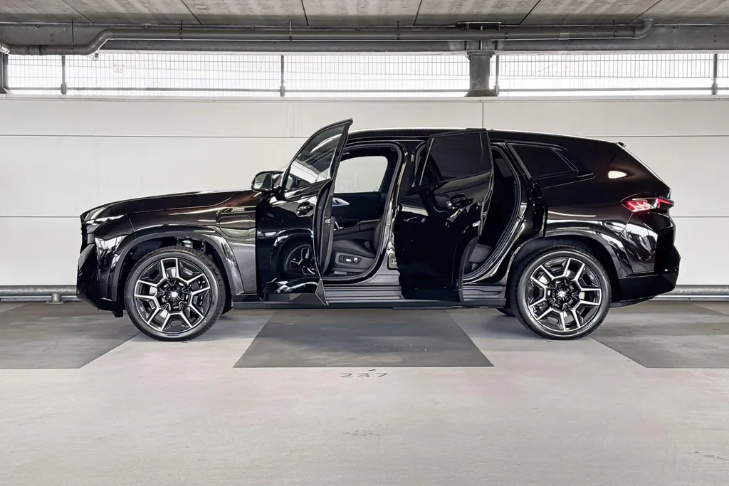 BMW XM PHEV 50e 30 kWh