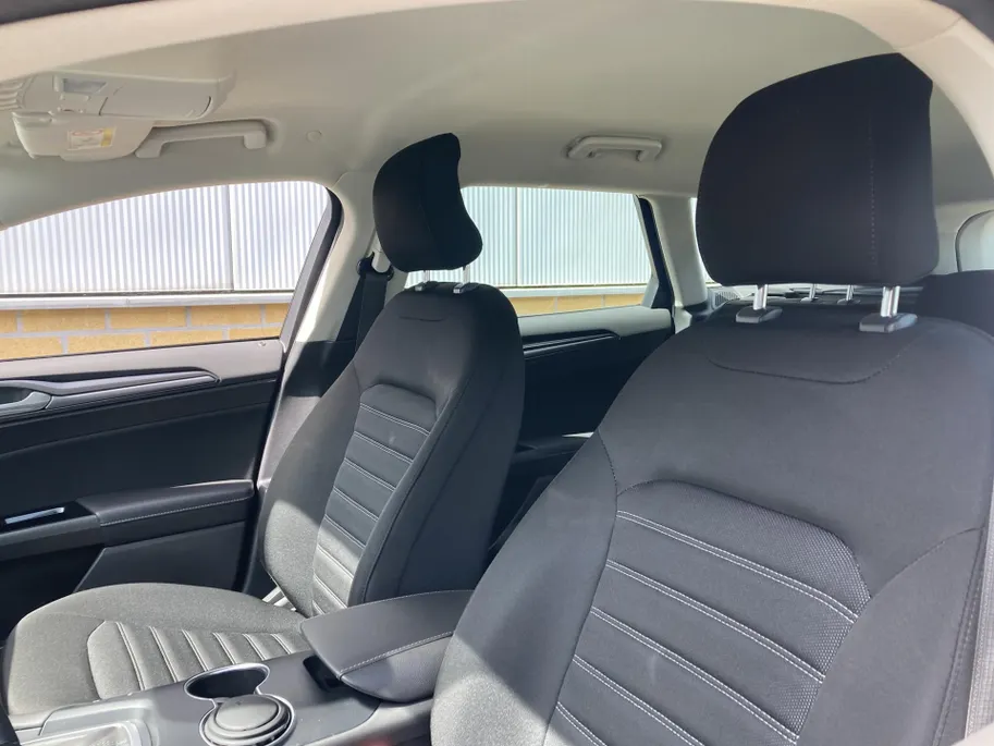 Ford Mondeo 2.0 Hybrid 187 pk Titanium Wagon AGR bestuurdersstoel, stoelverwarming