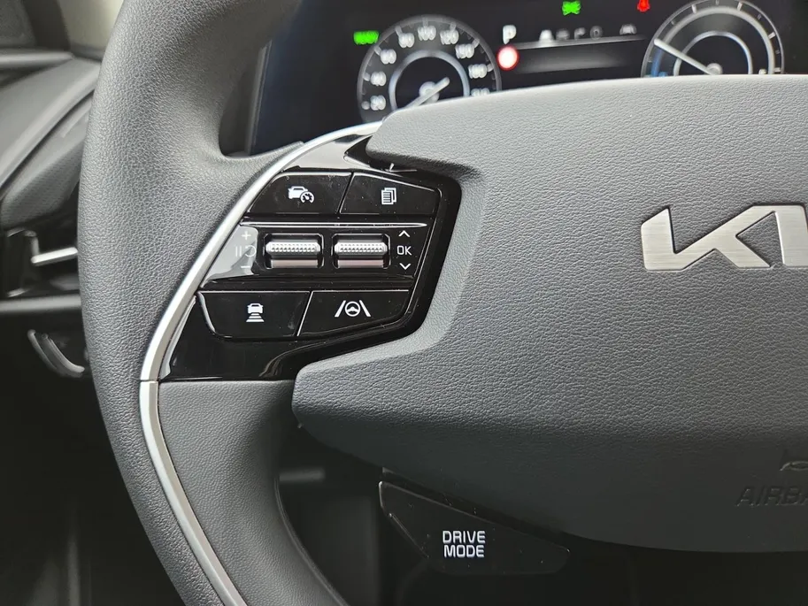 Kia Niro EV Light Edition 64.8 kWh | 1e Eigenaar | Fabrieksgarantie | Accu 100% | Lage km stand | Cruise Control Adaptief | Camera | Carplay |NAP