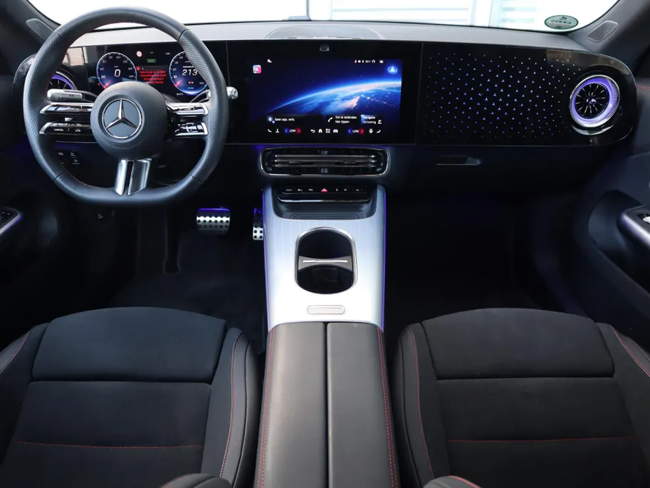 Mercedes-Benz CLA 250+ Launch Edition 85.5 kWh l Keyless l Achteruitrij camera l Stoelverwarming l Memory
