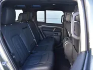 Land Rover Defender X 110 P400e