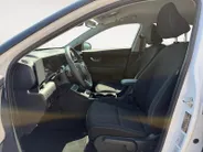 Hyundai Kona Electric Comfort Smart 64.8 kWh | TWO TONE | APPLE CARPLAY / ANDROID AUTO | SNELLADEN | PARKEERHULP | incl fabrieksgarantie!
