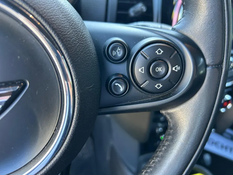 MINI 5-Deurs 1.5 Cooper Chili Nu rijklaarprijs!