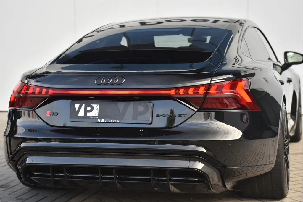 Audi e-tron GT RS