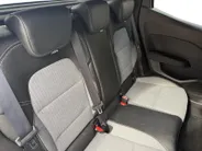 Renault Clio 1.6 E-Tech Full Hybrid 145 techno | Automaat | Apple Carplay & Android Auto | Cruise & Climate Control | LMV | Camera | Parkeersensoren | 12 Maanden BOVAG Garantie